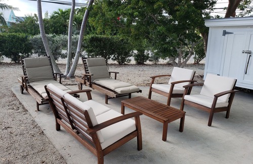 Cudjoe Key House | Crystal Clear Water Getaway!