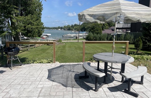 Crystal Cottage | Crystal Lake Cottage with Private Dock