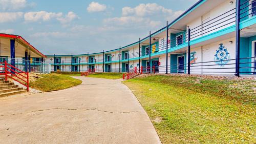 Crystal Beach Hotel | CRYSTAL PALACE RESORT