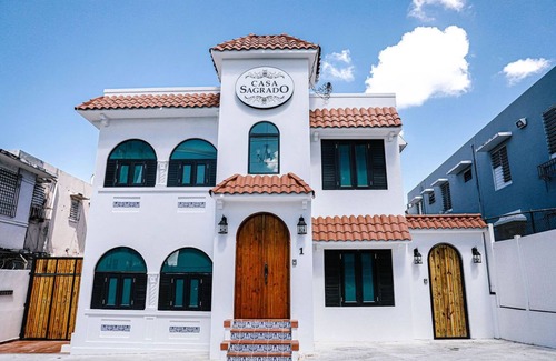 Sagrado Corazon Apartment | CS7- Immaculate Colonial Studio in the Heart of Santurce Centrally Located