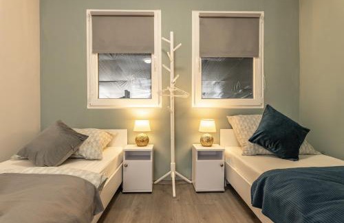 Tiszacsege House | Csibészke vendégház