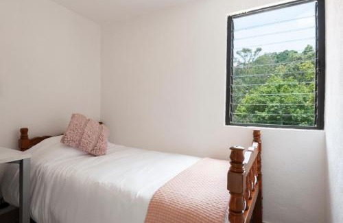 Bosques de las Lomas House | Cuarto en las Lomas