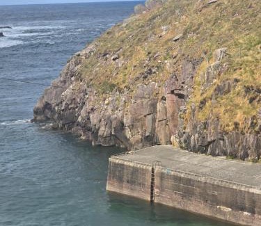 Ballydavid Apartment | Cuas view