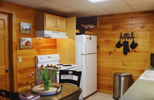 Millersburg Cabin | Cubby's Cove at Water's Edge Cabins