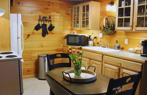 Millersburg Cabin | Cubby's Cove at Water's Edge Cabins