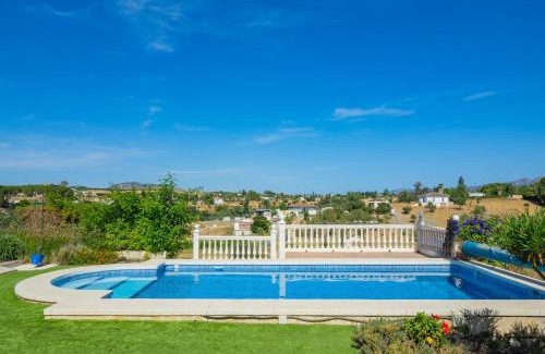 Alhaurin el Grande House | Cubo's Finca Tallulah