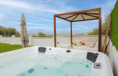 Coin Villa | Cubo's Villa Gabriela