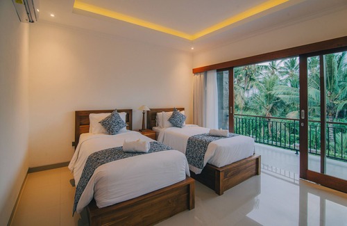 Medahan House | Cucukan Beach Guest House