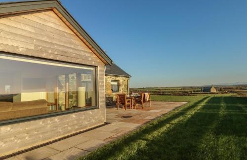 Holyhead House | Cuddfan