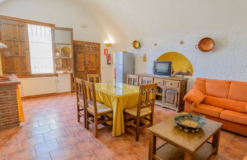 Fonelas Villa | Cuevas La Chumbera - Jazmines 9pax Fonelas by Ruralidays