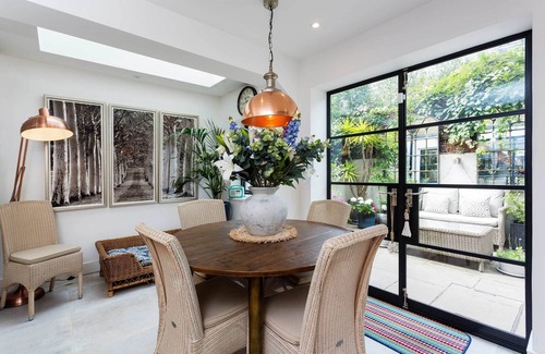 Town House | Curiouser and Curiouser, by Veeve