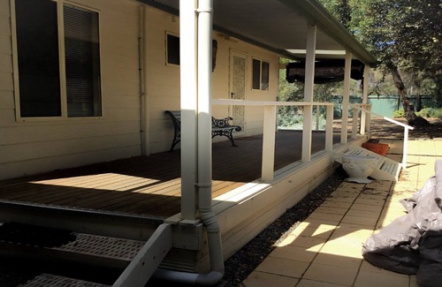 Lake Wangary House | Currawong is a great budget option for your Coffin Bay holiday