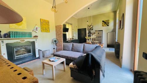 Malnate Apartment | Curt da Beta - Casa vacanze con giardino, in Corte del XVIII secolo