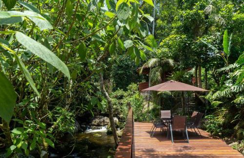 Teresopolis Apartment | CurtaTere piscina lareira pet friendly jardim