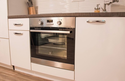Zagreb Apartment | Curved-Wall Abode Next To Maksimir