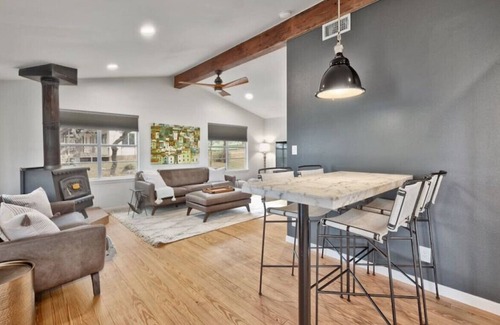 Spicewood House | Custom 2/2 lakefront cottage on 2 Acres W Views!
