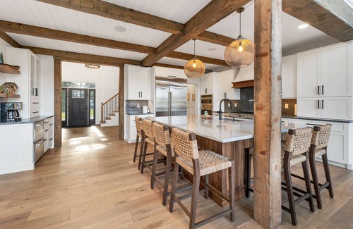 Moultonborough House | Custom built Adirondack style home sleeps 16 in 6 bedrooms