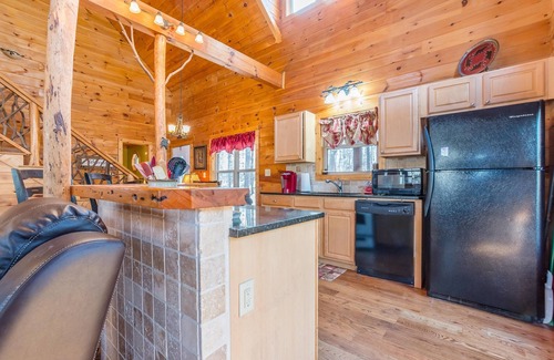 Helen Cabin | Custom Built Cabin with Sauna, Hot Tub & Wrap Around Porch, Pet Friendly 3BR 3BA