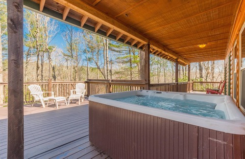 Helen Cabin | Custom Built Cabin with Sauna, Hot Tub & Wrap Around Porch, Pet Friendly 3BR 3BA