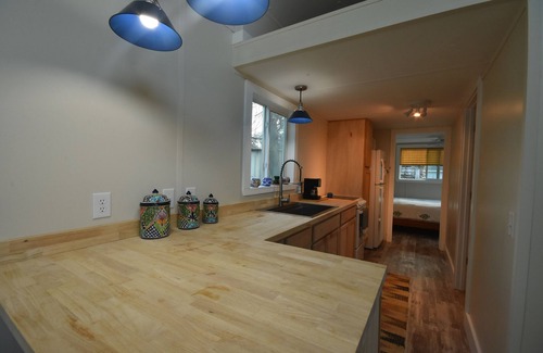Montopolis House | Custom Built Home 4MI From Downtown w/Fenced Yard