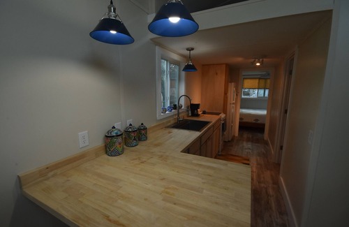 Montopolis House | Custom Built Home 4MI From Downtown w/Fenced Yard