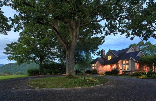 Millboro Springs House | Custom-Built Home On 165-Acre Farm On The Cowpasture River