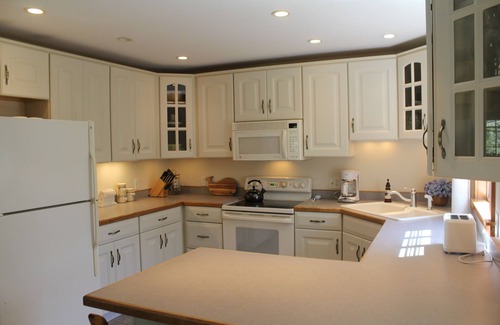 Eel Point House | Custom Built Home on Private Lot in Fishers Landing