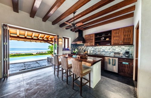 Troncones House | Custom Built, Luxury Villa on the Beach!