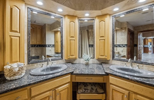 Warren Center Resort | Custom built resort on private lake with kayaks, hiking,