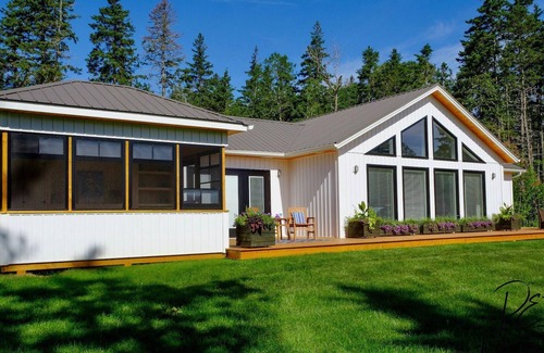 Brackley Beach House | Custom built & stunning, water-view property