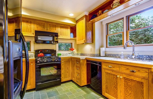 Sea Ranch House | Custom-built woodland home with jetted tub, deck, & access to pools and saunas