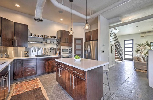 Sunset House | Custom Home < 2 Mi to Downtown Boise