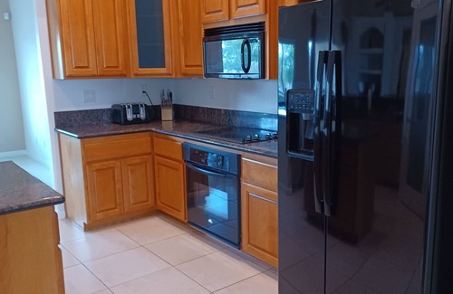 Pahrump House | Custom home with all amenities. Gourmet kitchen with many condiments