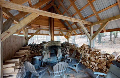 Beaver Cove Cabin | Custom lakefront lodge with game room, dock & plenty of space