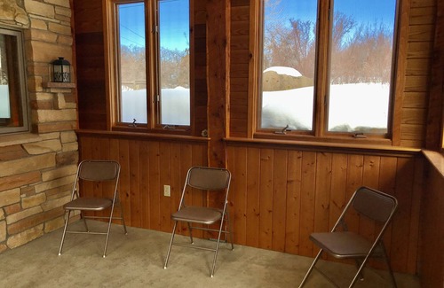 Mesa House | Custom log house located on the Grand Mesa one mile from Powderhorn Ski Resort.