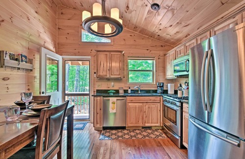 Murphy Cabin | Custom Mtn Cabin by Hiking/Motorcycle Routes!