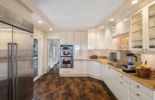 Kalama Tract House | Custom, Renovated Kailua Beach Front w/pool - Best Location on the Bay!