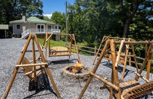 Cherokee Cabin | Customer Appreciation Year! See Discount information in Ad