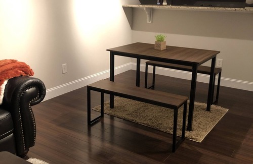 Charlotte House | Cute 2 bedroom Townhome- 10 min from downtown Charlotte