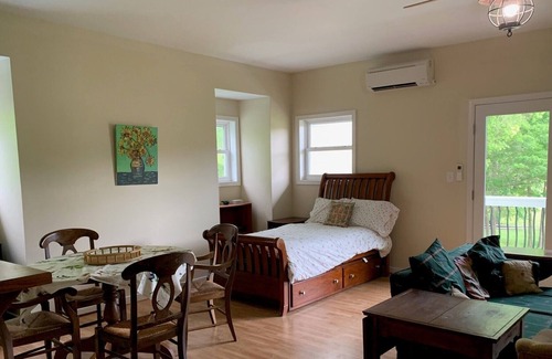 Cobham Apartment | Cute apartment over a horse barn with a lovely view