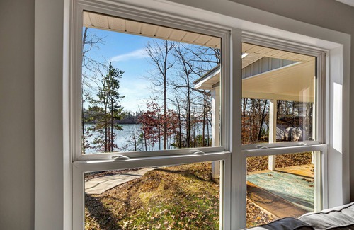 Anderson Cottage | Cute Cottage on Lake Hartwell w/covered slip dock