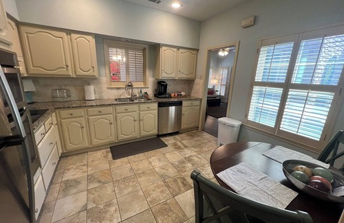 Garland House | Cute cozy cottage with in-ground lap pool! Enjoy the summer in the back yard!