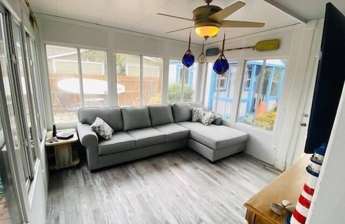 Grover Beach House | Cute Grover Beach cottage STR-0068