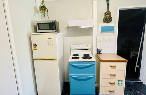 Kuluin Apartment | Cute little Ex-Recording studio turned guesthouse. Central & family friendly!