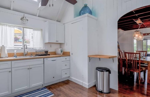 York Beach Cottage | Cute Maine Cottage, Steps from Short Sands Beach!