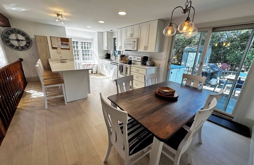 West of Town House | Cute, Quiet, Comfortable, Centrally Located, Outdoor Shower, Large Yard, BBQ