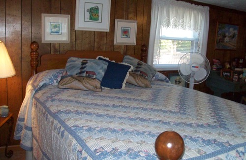 New Concord Cabin | Cute Rustic Cabin, 1 Br; Within Sight Of Beautiful Kentucky Lake