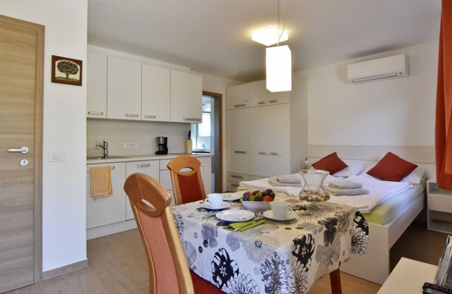 Savudrija Apartment | Cute studio in the villa for couples, with swimming pool, garden grill
