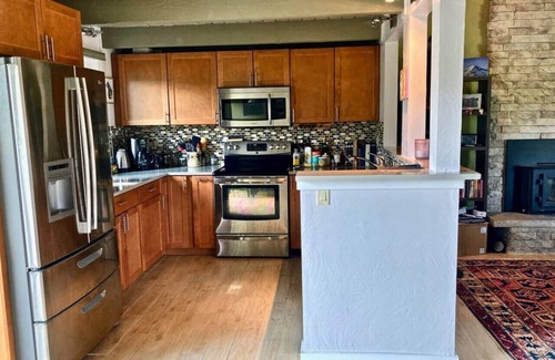 Big Sky Meadow Village Apartment | Cutest Little Condo - Center of Big Sky