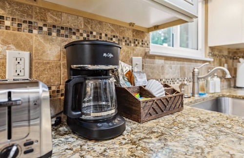 Northfield House | CVNP Getaway - 5 mins to Brandywine Falls